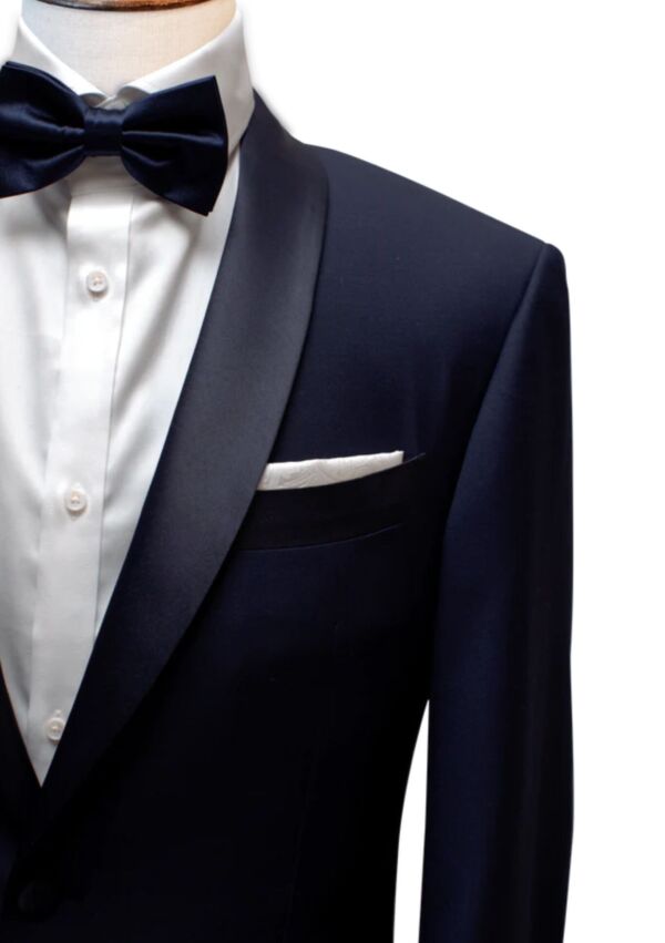 furyk-cream-suit-ysg-tailors-close-up