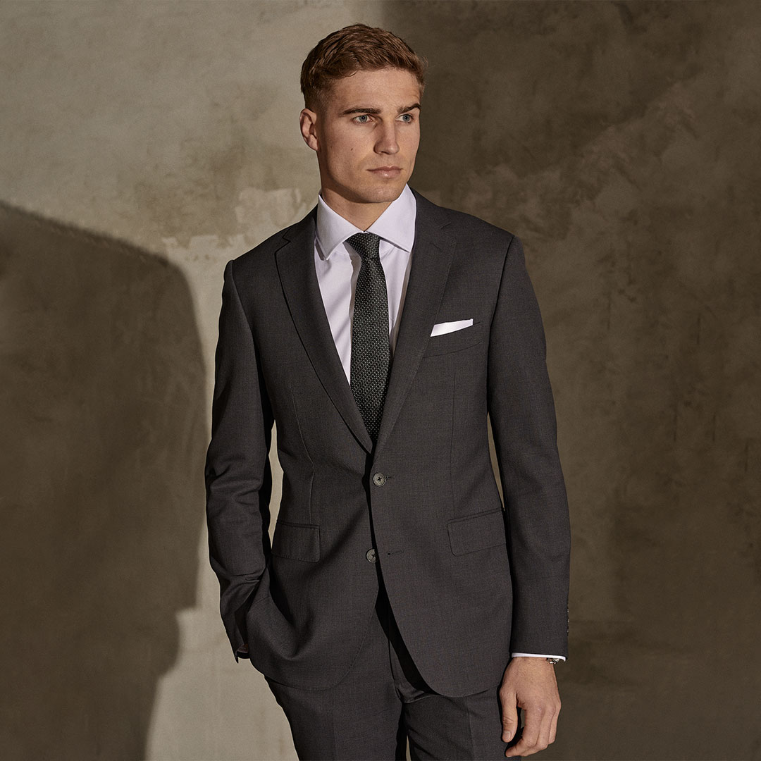 The Moore: Charcoal Grey Tailored Suit – YSG Tailors