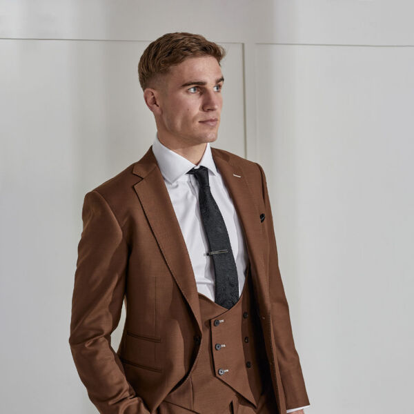 the-neale-custom-tailored-suit-corporate-ysg-tailors
